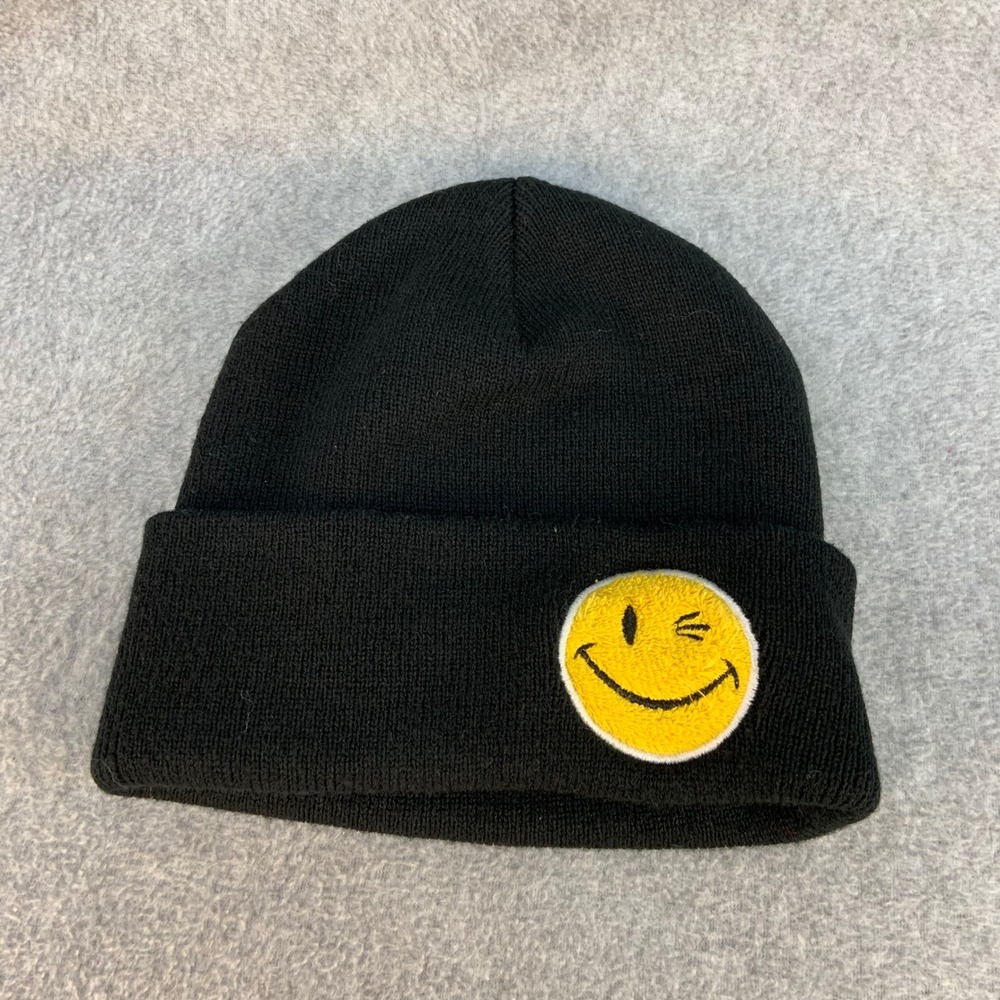 Winking Smiley Face Unisex Black Unbranded Beanie Knit Cuffed Hat OSFM